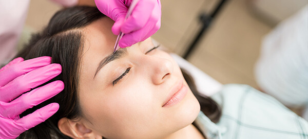 Augenbrauen und Wimpern DERMAVIVA